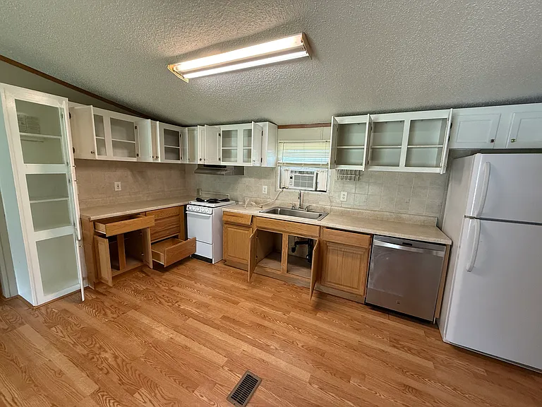 82 Sketo Rd — Photo 9