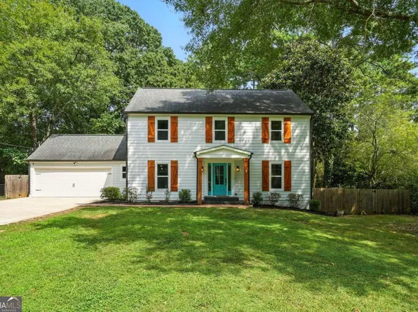 5625 Roberts Dr, Atlanta, GA 30338