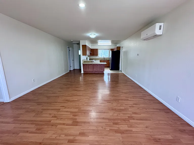 8434 Donovan St — Photo 4