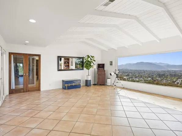 400 Alosta Dr, Camarillo, CA 93010