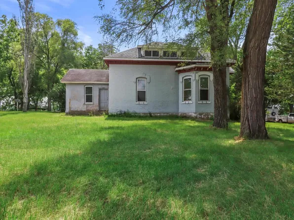 318 West Albert Street, Portage, WI 53901