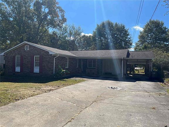 3rd image of 242 Lake Jodeco Rd #242