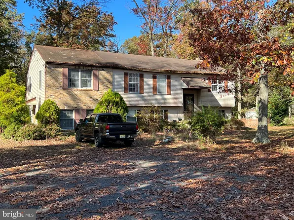 211 Forked Neck Rd, Shamong, NJ 08088