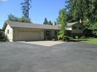 17575 Landura Ct NE, Hubbard, OR 97032