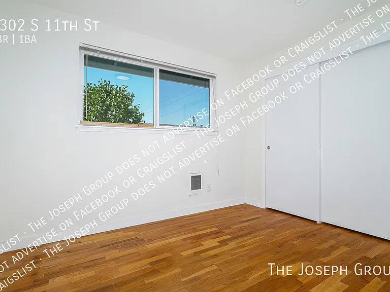 4302 S 11th St — Photo 12