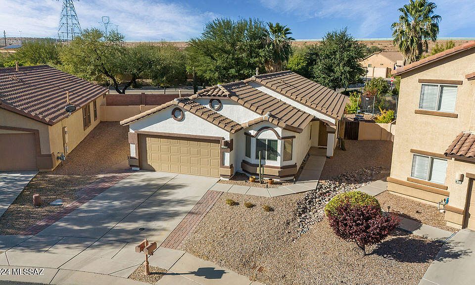 1st image of 13968 S Camino Boton Chico