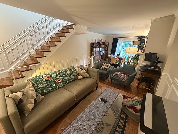 5th image of 1688 Euclid St NW APT B