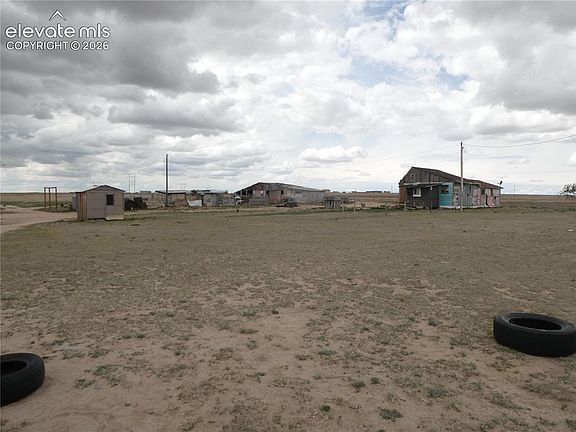 5th image of 33675 Big Springs Rd