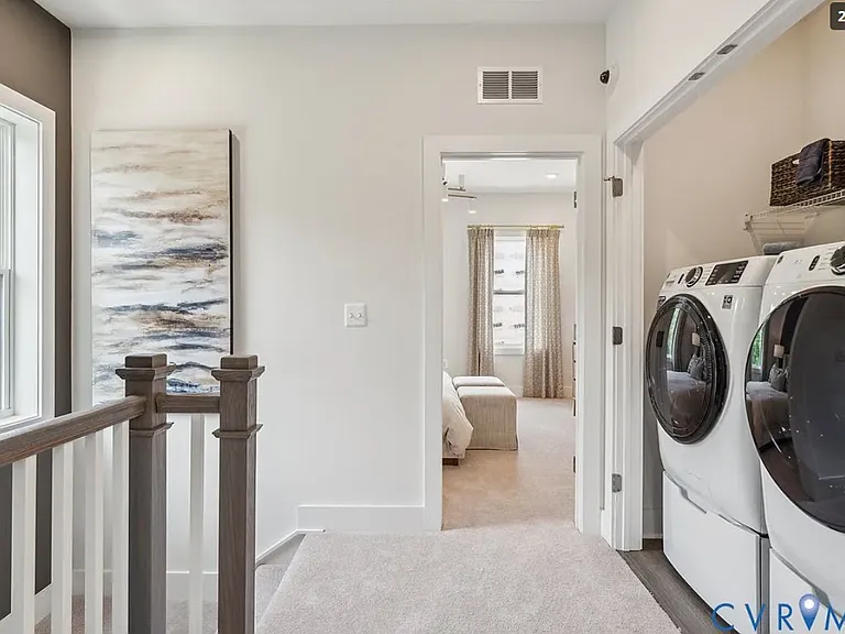 9427 Alquist St — Photo 14