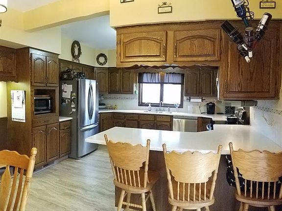 3rd image of 1724 Palister Ave
