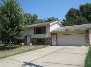 307 N Fillmore St, Monroe, IA 50170