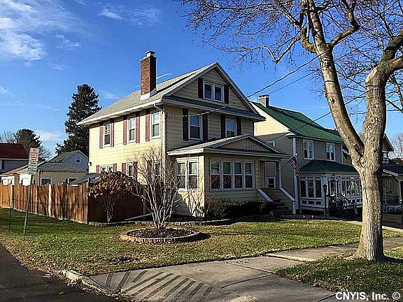 2nd image of 158 Wolcott Ave