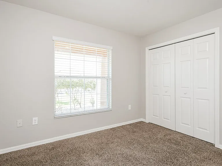 4736 Summerfield Cir — Photo 13