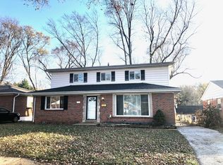 7830 Birchmont Dr, Saint Louis, MO 63130