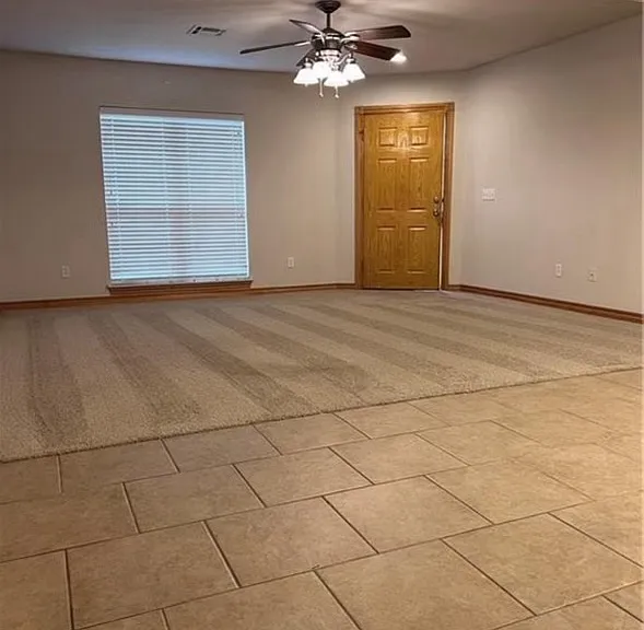 4324 Huntly Dr — Photo 2