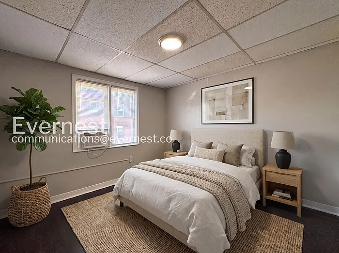 2 bed, 1.0 bath, 1496 sqft, $1,145 — Photo 3