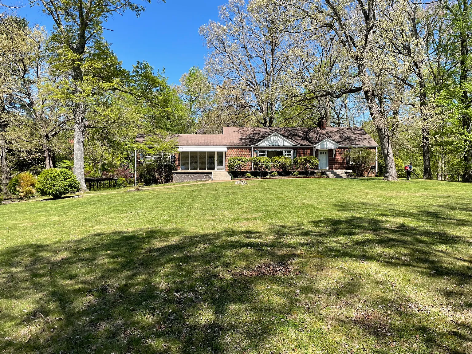 1403 Taft Hwy — Photo 2
