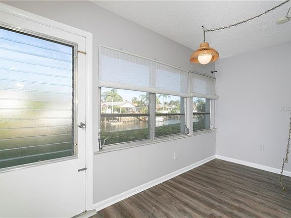 5th image of 4515 Marine Pkwy Unit 104