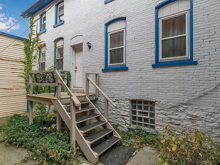 144 Cottage St #3 — Photo 20