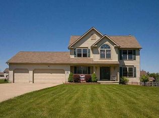 5800 Ryan Rd, Medina, OH 44256