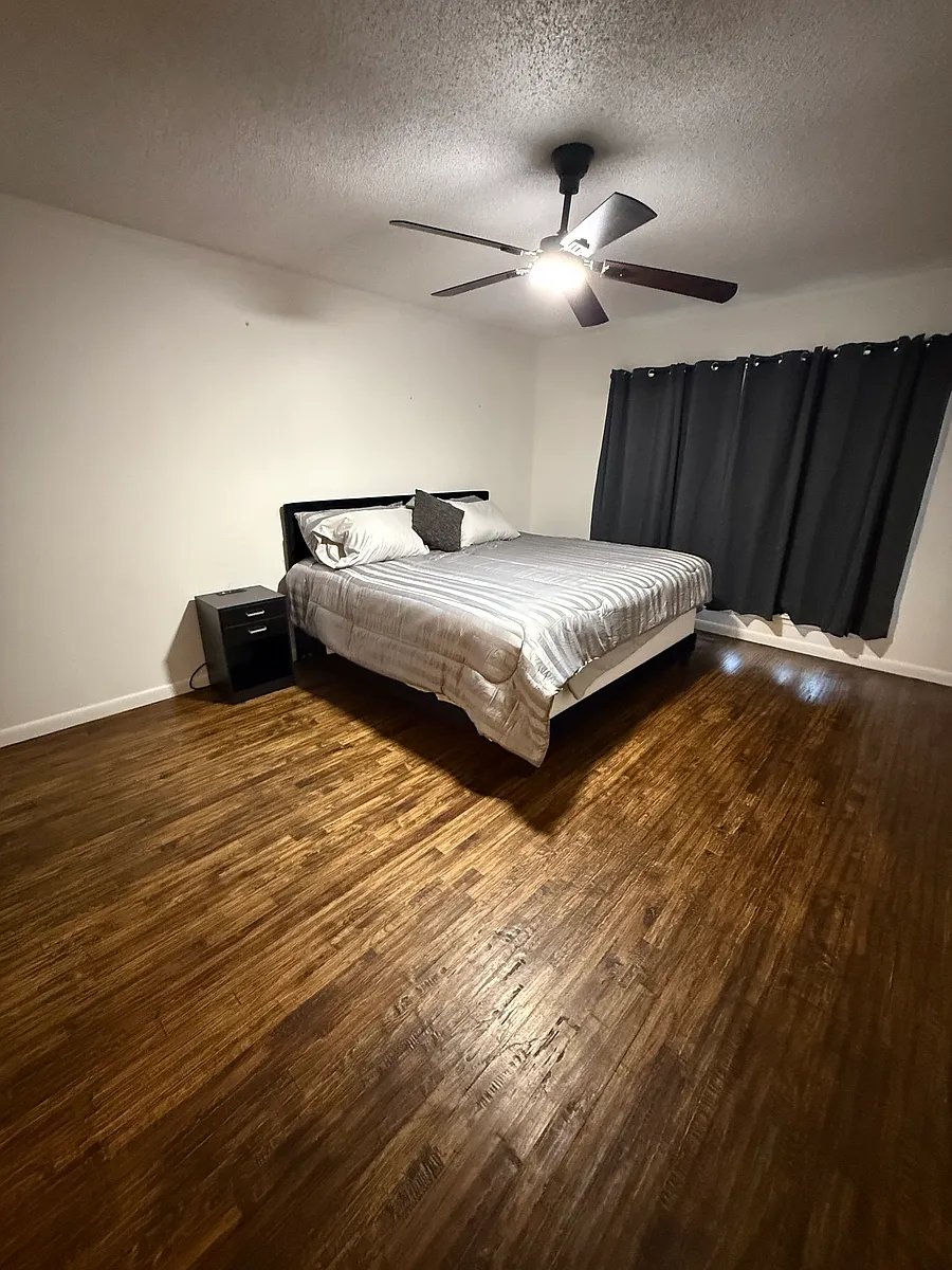 Photo 2 of 10 - 7412 E 68th St #4 - Tulsa, OK Building Photo - 7412 E 68th St #4