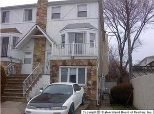 35 Shale St, Staten Island, NY 10314