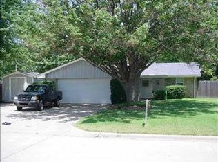 201 E Bass Ave, Yukon, OK 73099