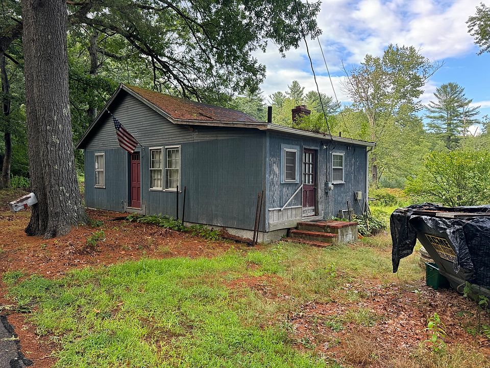 2nd image of 2 Fieldcrest Ter