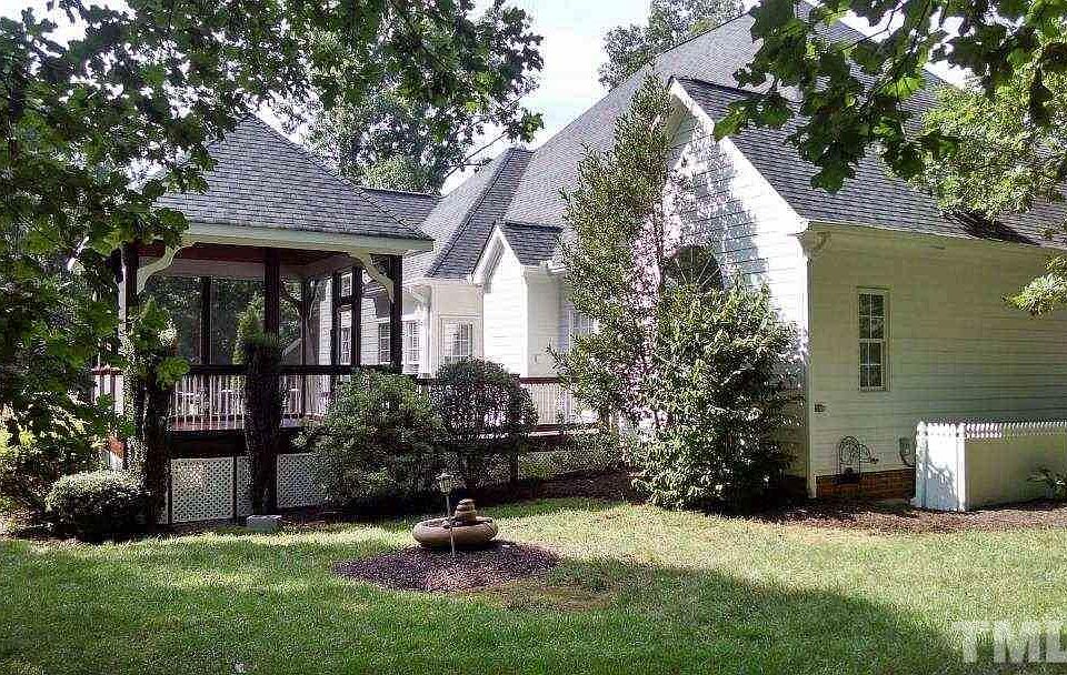 2nd image of 4009 Windchime Ln