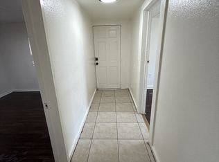 1233 Ogden St #1, Bakersfield, CA 93305