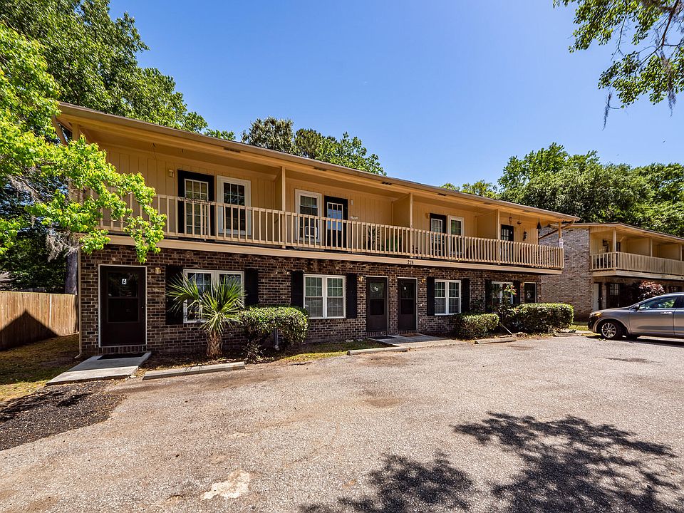 1st image of 278 Fleming Rd #A-d