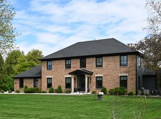 36W338 McKay Dr, St Charles, IL 60175