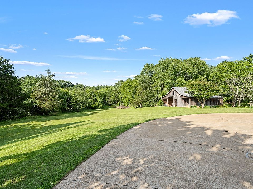 43rd image of 1825 Elkton Pike
