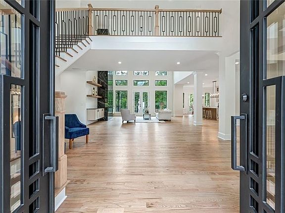 4th image of 2843 N Bogan Rd