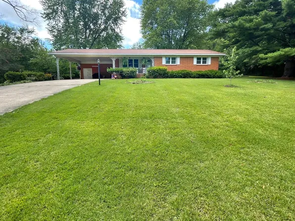 1307 N Sassafrass St, Dexter, MO 63841