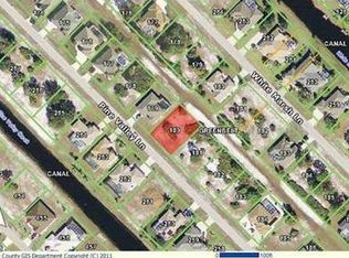 83 Pine Valley Ln, Rotonda West, FL 33947