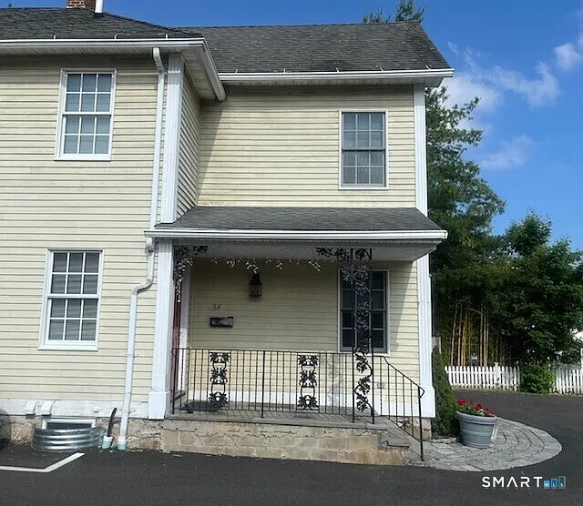 56 East Ave — Photo 2