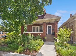 4901 W George St, Chicago, IL 60641