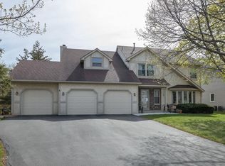 12598 Driftwood Ln, Apple Valley, MN 55124