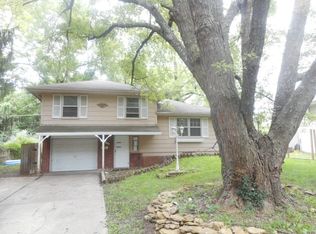 6503 E 120th Ter, Grandview, MO 64030
