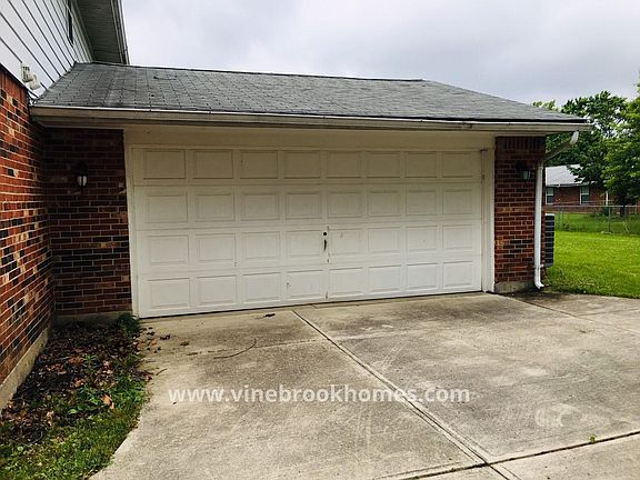 2nd image of 6175 Honeygate Dr
