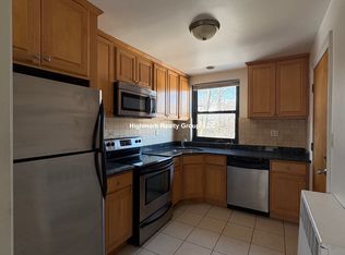 7320 N Ridge Blvd #3AS, Chicago, IL 60645