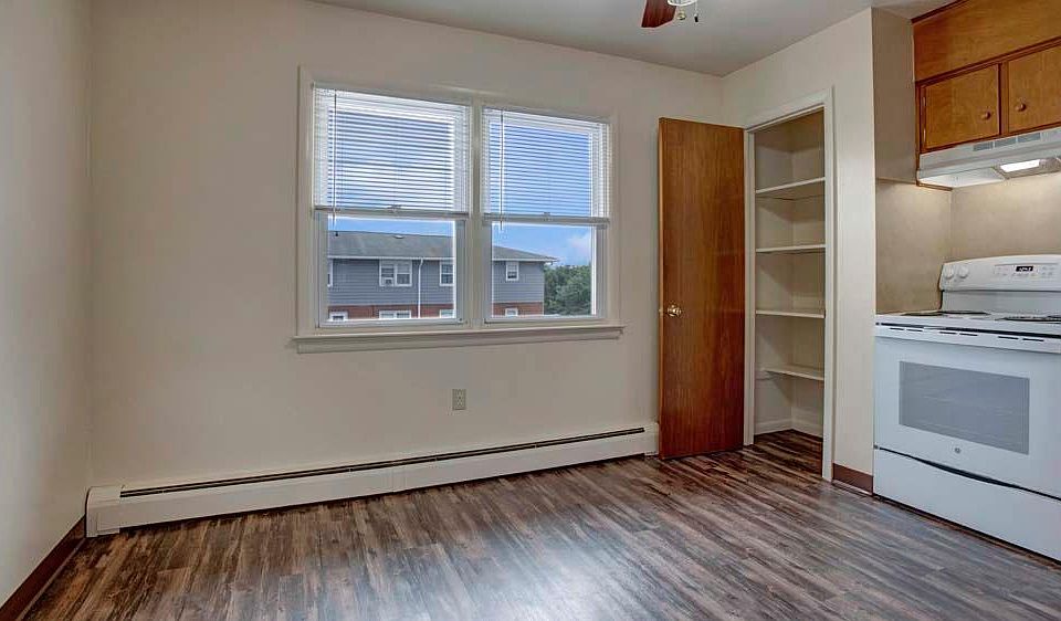 Evergreen Village Apartment Rentals Alpha, NJ Zillow