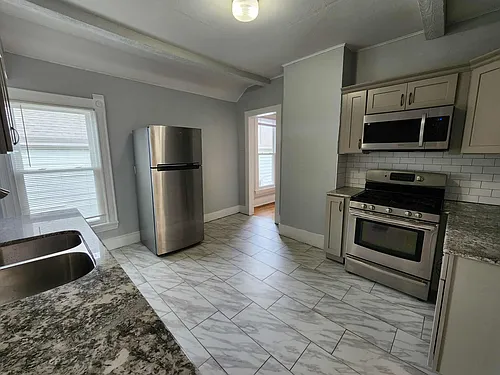 314 Bryant Ave #2 Photo 1