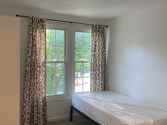 2nd image of 7801 Edmunds Way