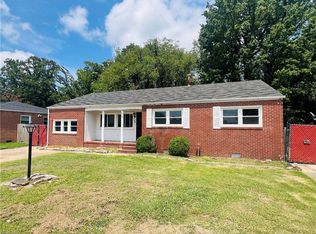 1114 Micott Dr, Hampton, VA 23666