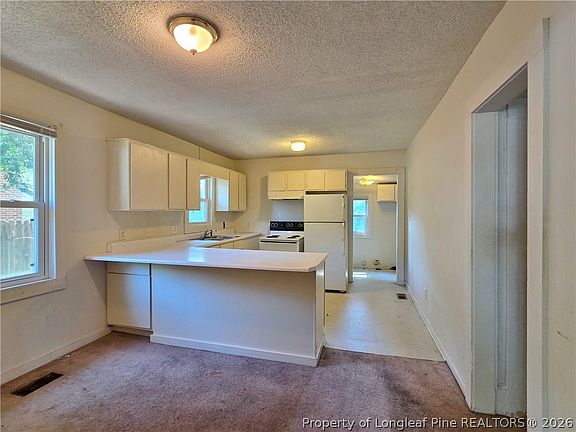 6th image of 1103 Branson St