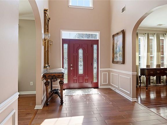 2nd image of 3363 Linton Ln