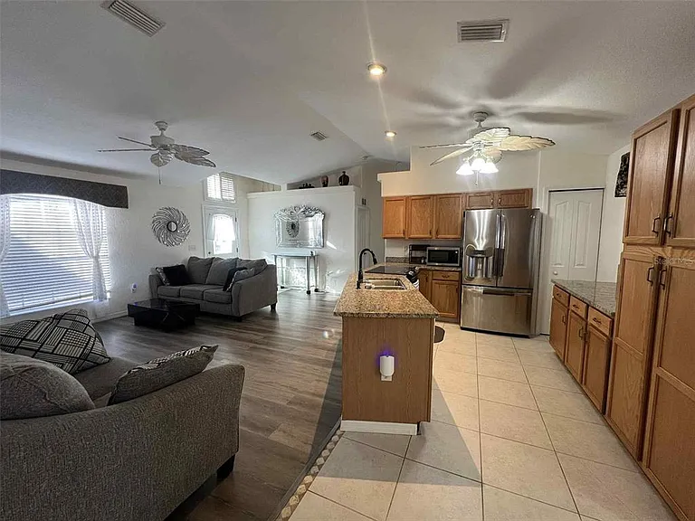 6557 Freeport Dr — Photo 8