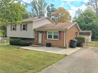 138 Dewsberry Rd, King, NC 27021